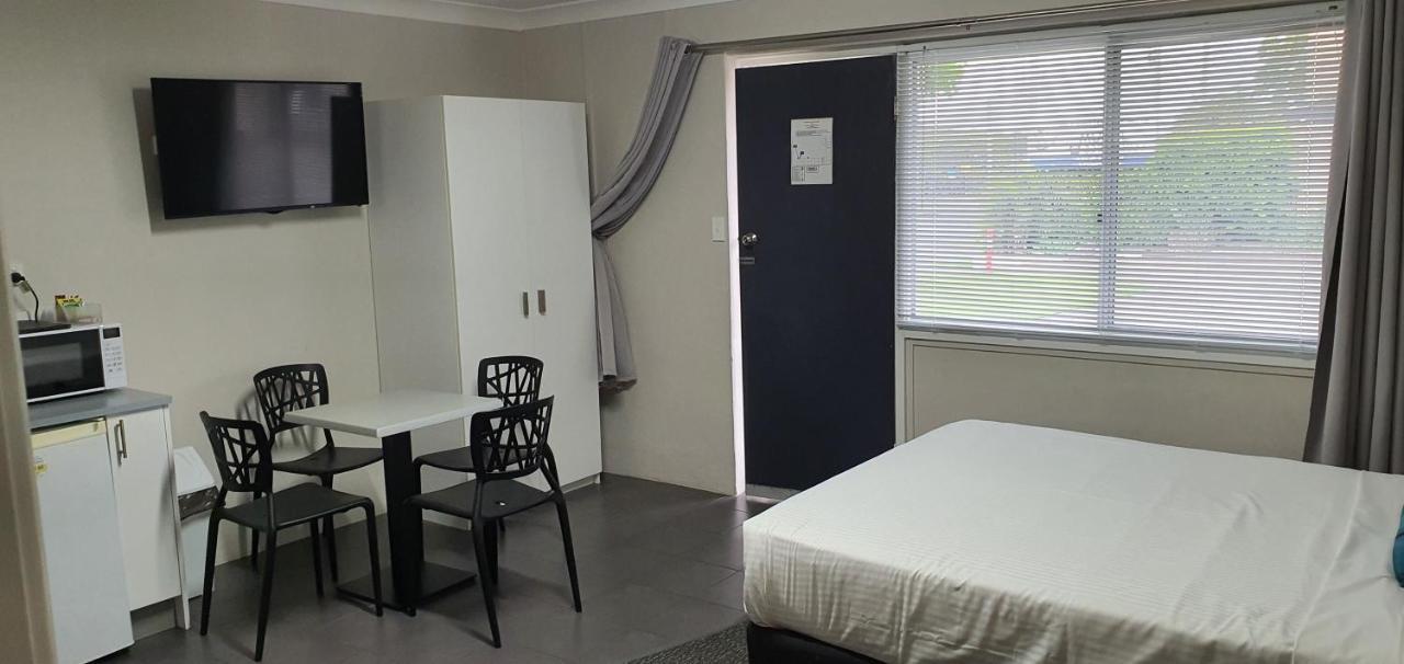 בריסביין Wynnum Anchor Motel מראה חיצוני תמונה