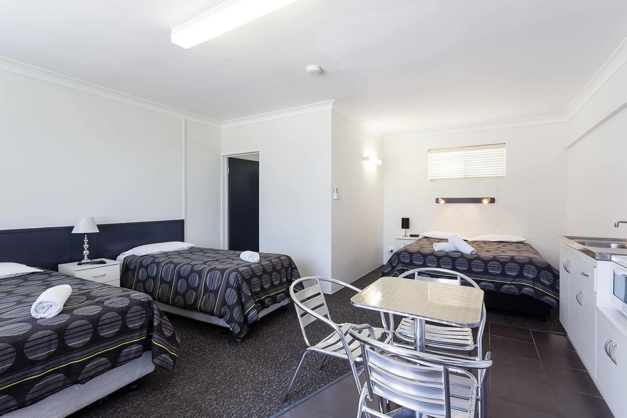 בריסביין Wynnum Anchor Motel מראה חיצוני תמונה